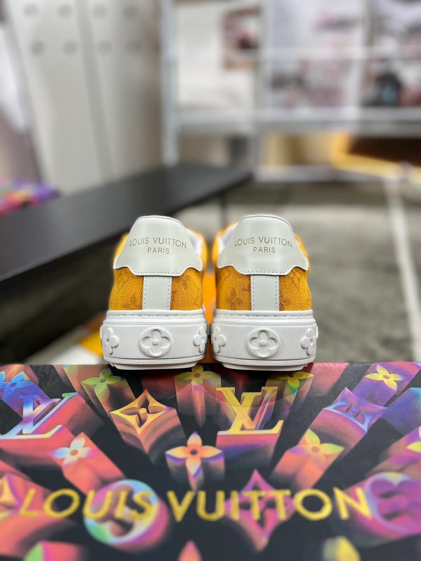 Factory price: 520💰LOUIS VUITTON [Louis VUITTON] New trendy Lv is on the market🎁, casual and fashionable men's shoes👟The upper is made of imported original fabric + cowhide mesh lining, the original wear-resistant rubber outsole, the version is simple and elegant, exclusive for trendy men, six colors available, code number: 38-44, customized 45, 46